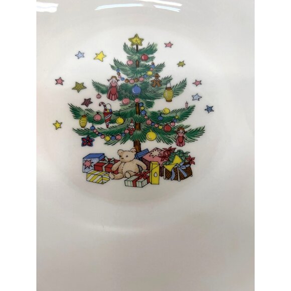 Nikko Happy Holidays 9" Serving Bowl With Christmas Tree Design - Picture 2 of 5
